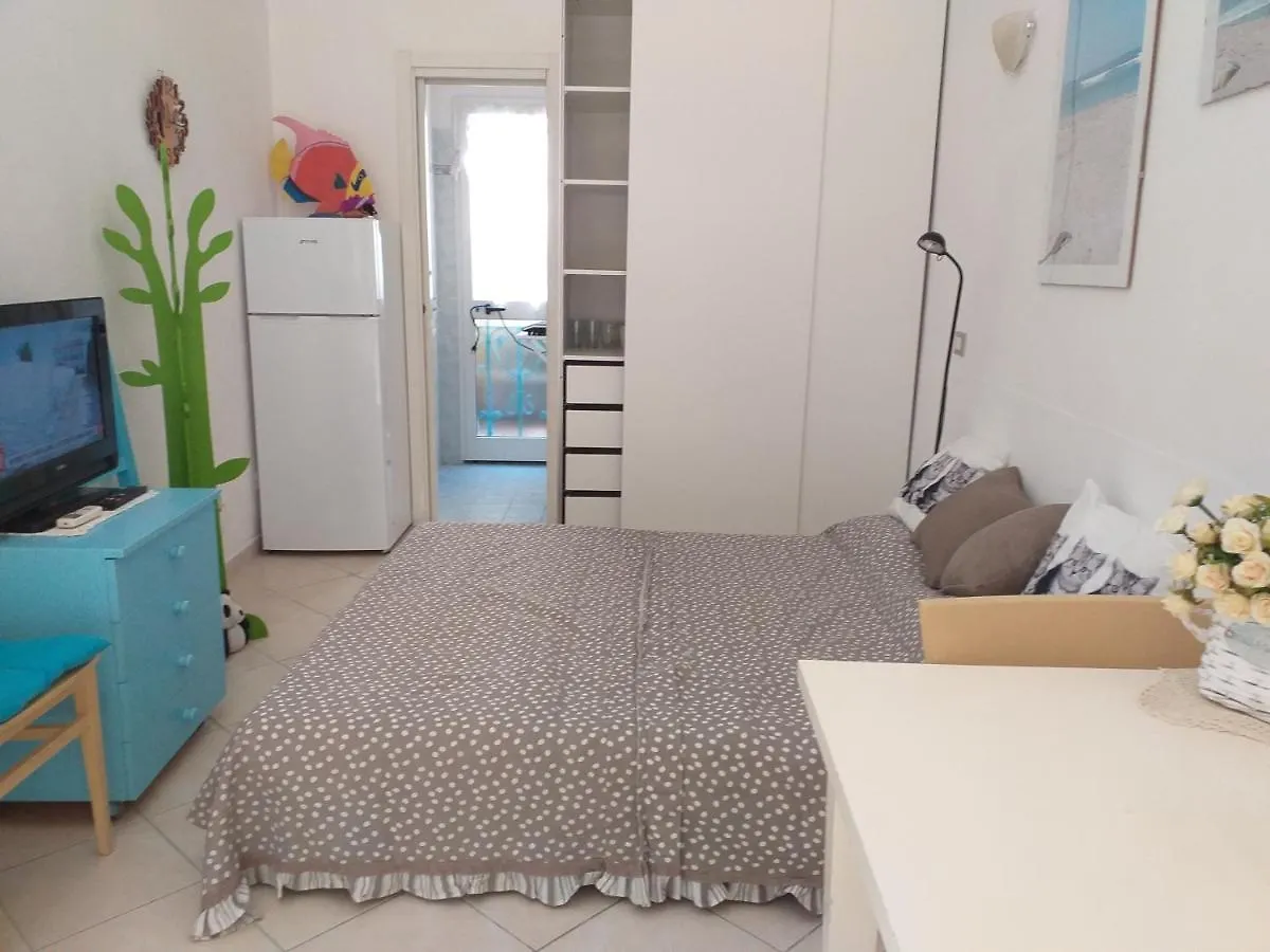 Sea Side Studio Viareggio Appartamento